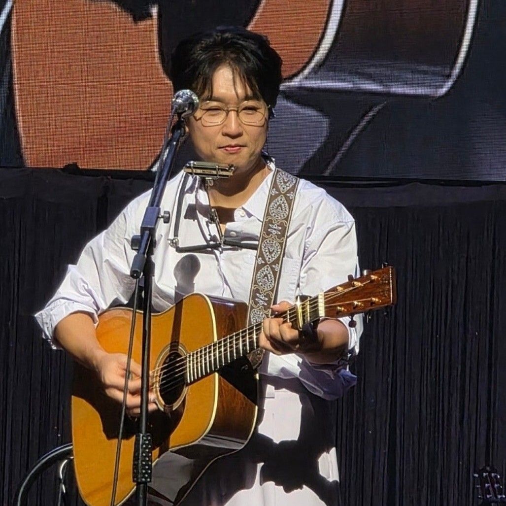 Behind-the-scenes cut of Bak Changgeun