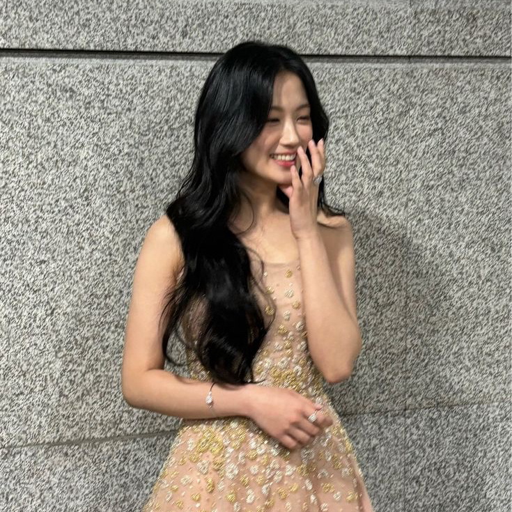 A moment captured by a fan of Kim Hyeyoon