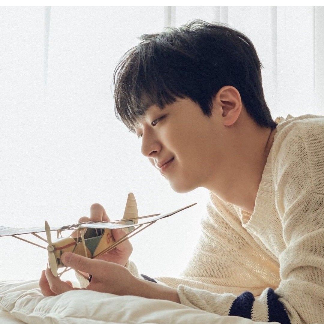 Cuplikan di balik layar dari Lee Chanwon