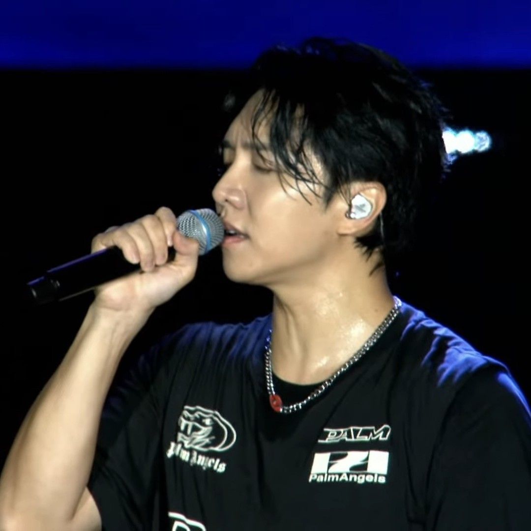 粉丝拍下的李升基瞬间