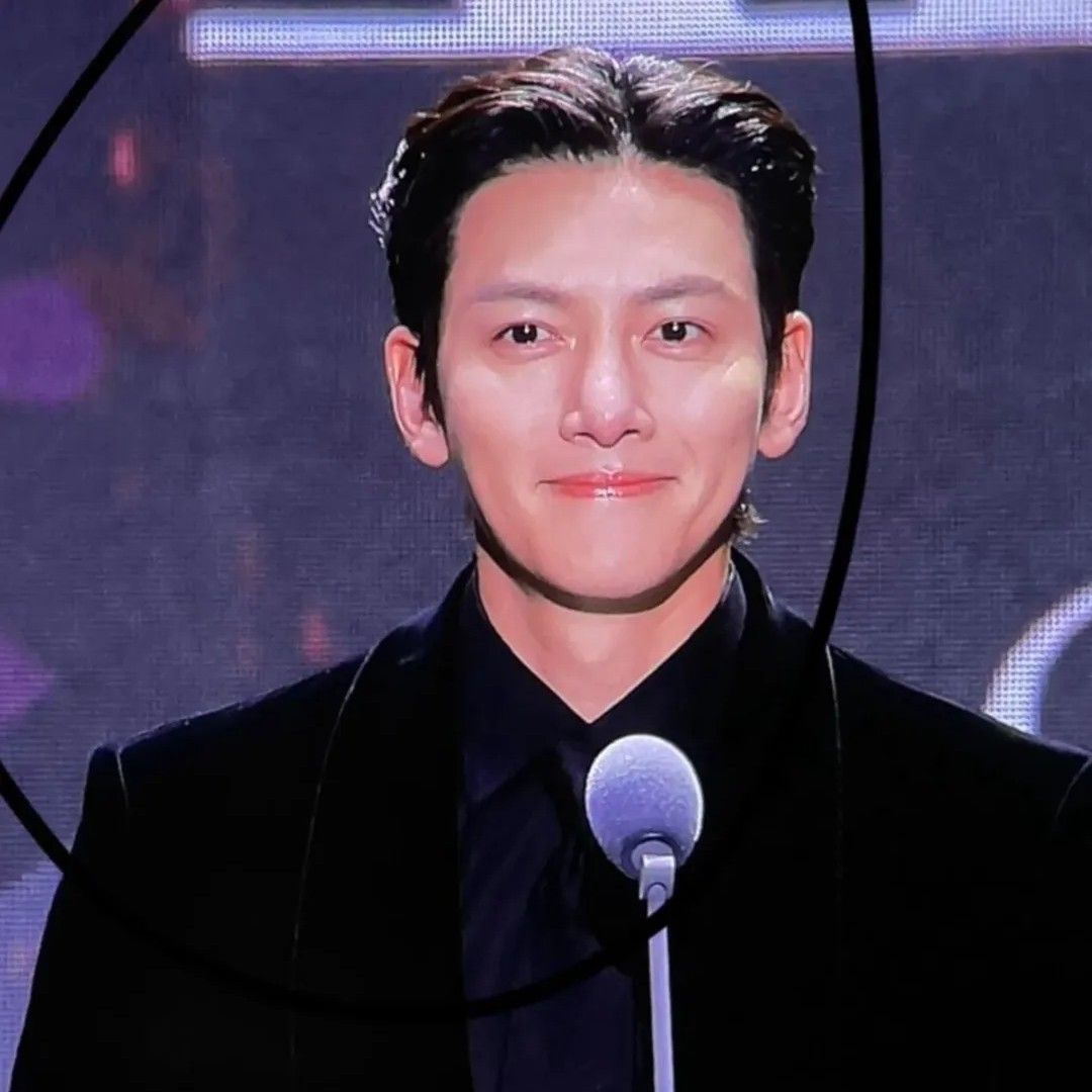 Latest photo of Ji Changwook