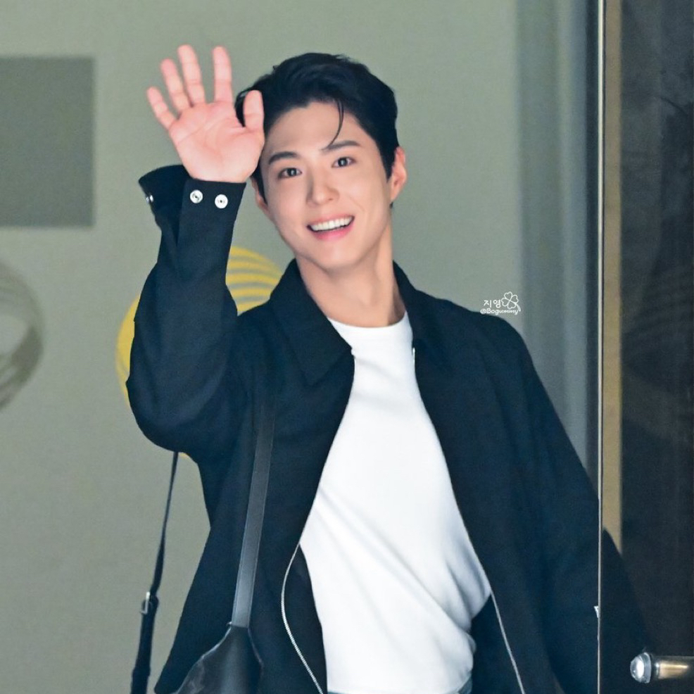 Recent activity shot of Park Bogum