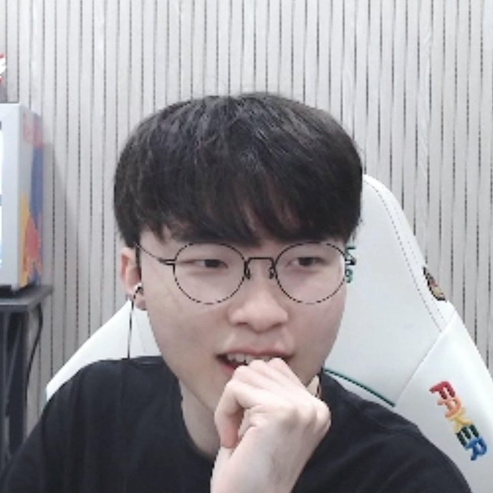 Latest photo of Faker