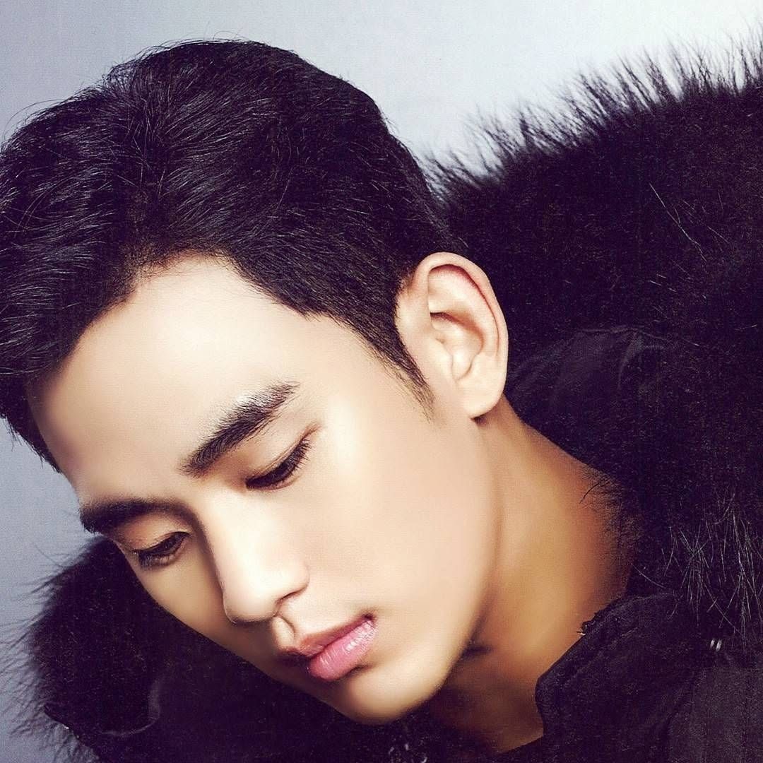 Behind-the-scenes cut of Kim Soohyun