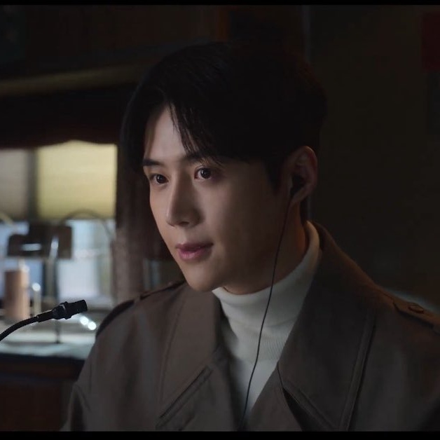 Latest photo of Kim Seonho