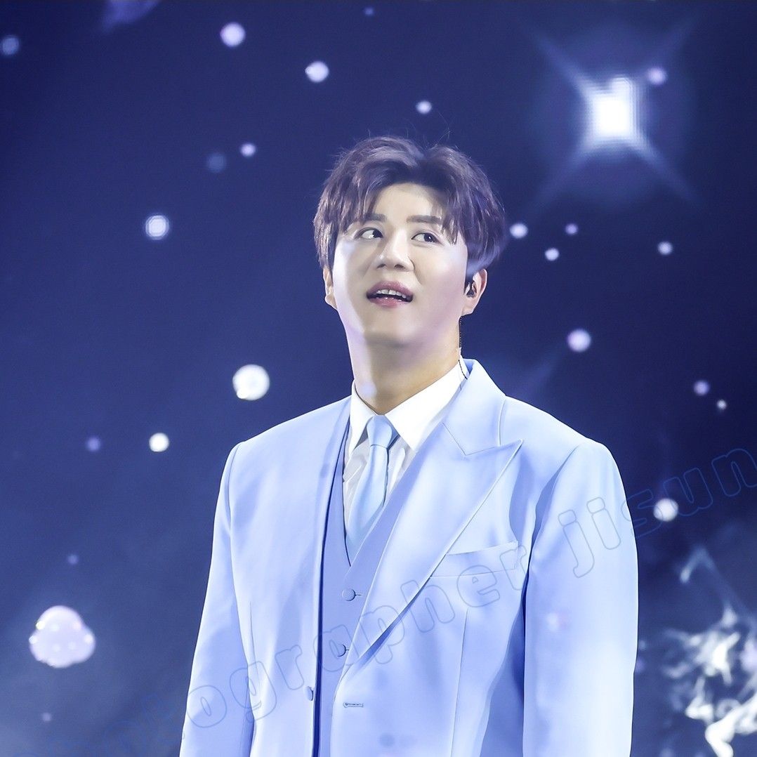 Behind-the-scenes cut of Jin Haesung