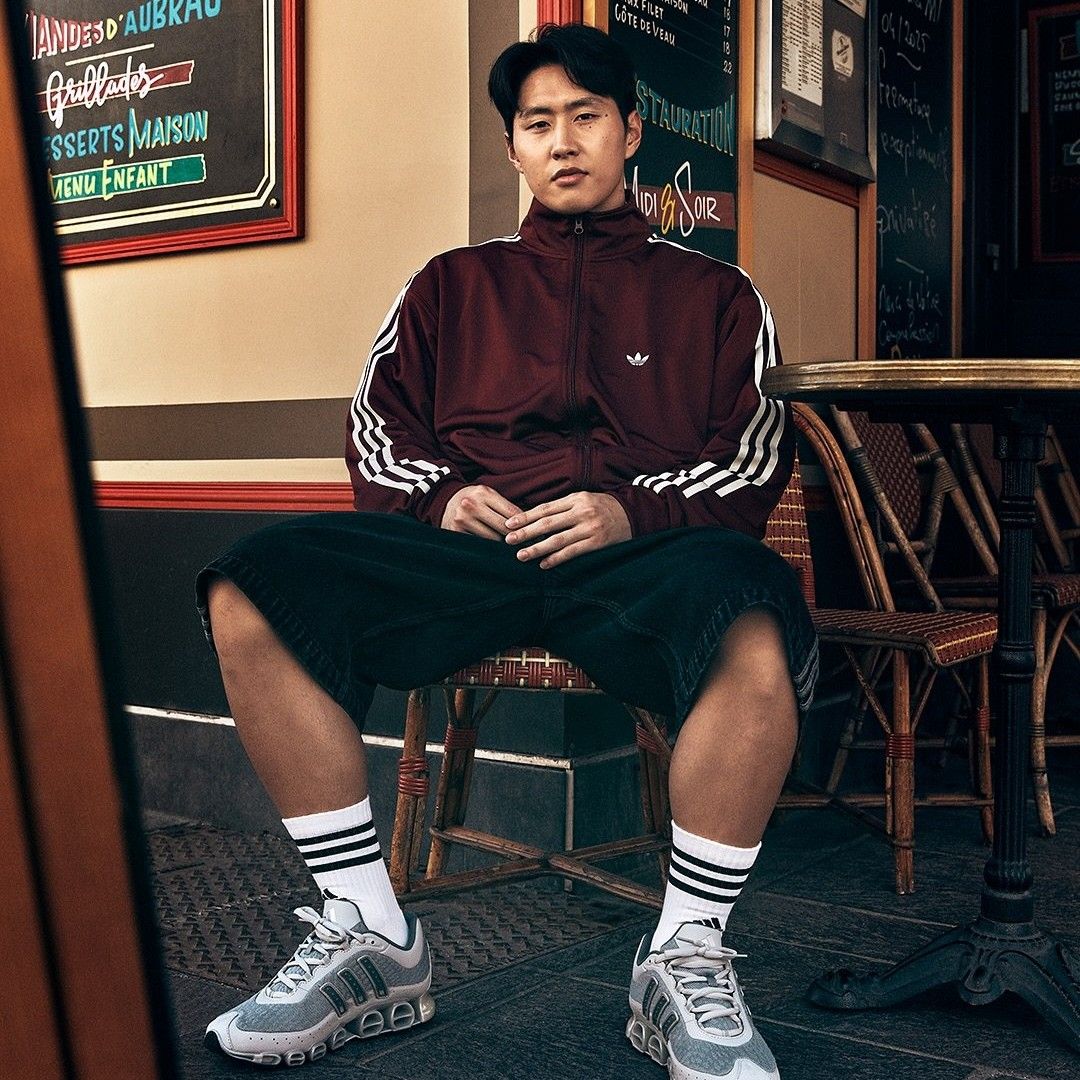 Behind-the-scenes cut of Lee KangIn