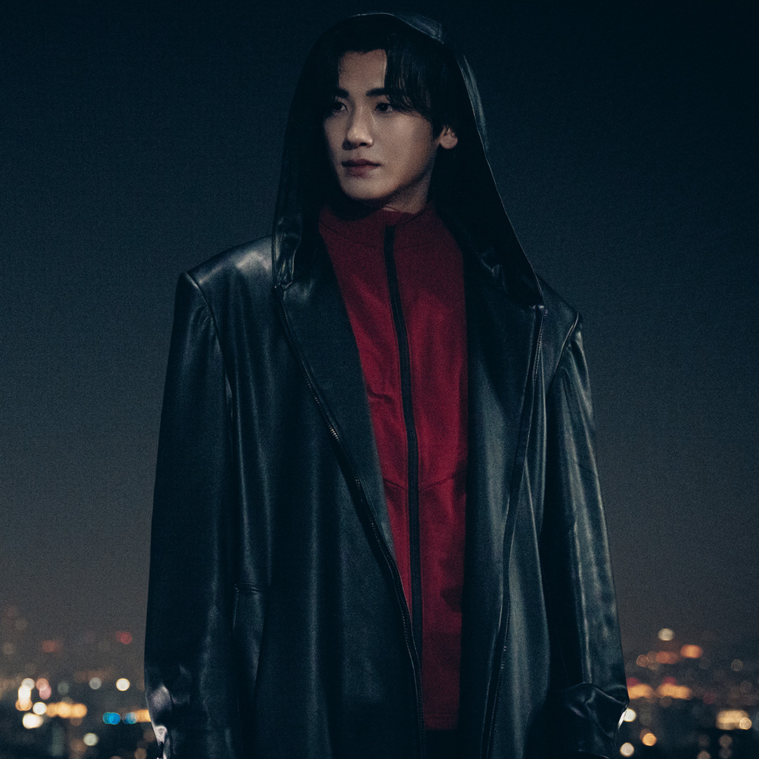A moment captured by a fan of Park Hyungsik
