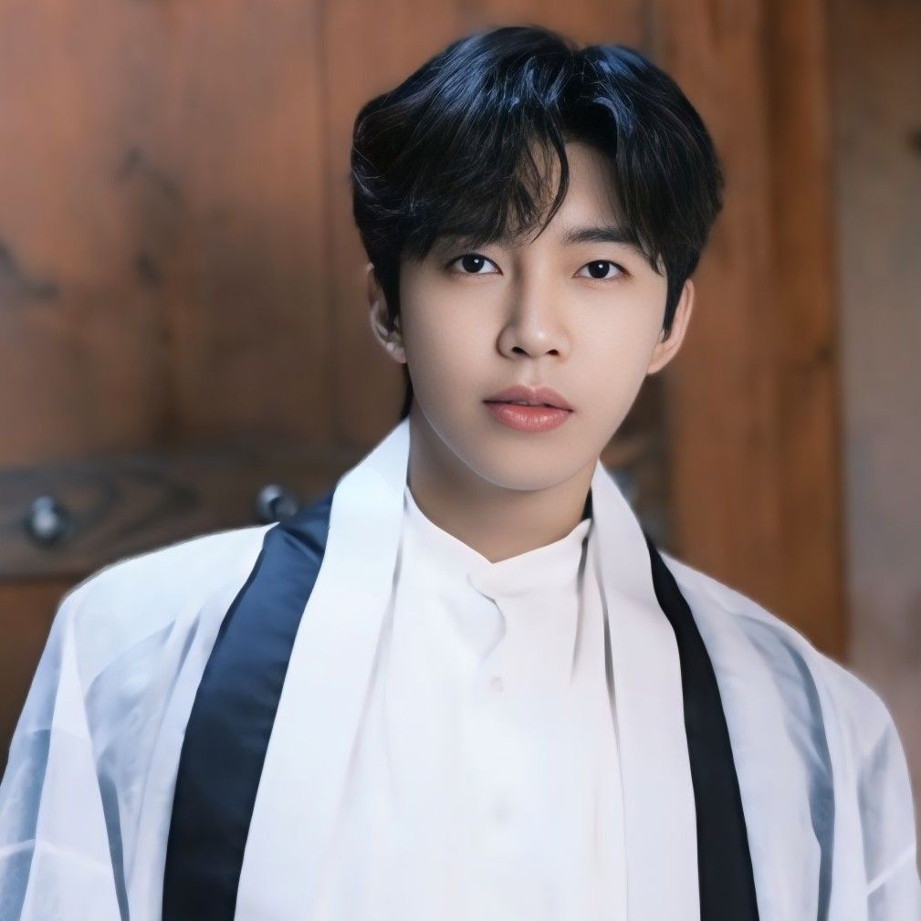 Cuplikan di balik layar dari Lim Youngwoong