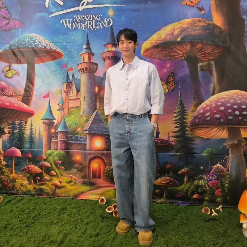 Latest photo of Jung Haein