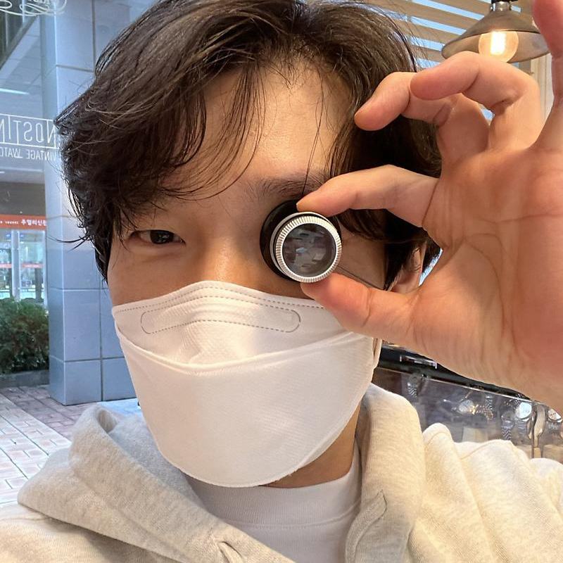 Recent activity shot of Cho Seungwoo 