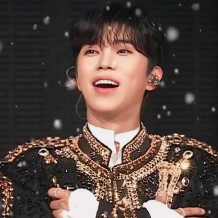 임영웅의 비하인드 컷