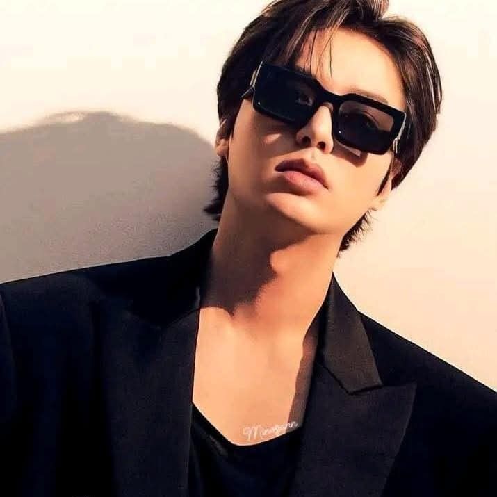 イ・ミンホの最近の活動ショット