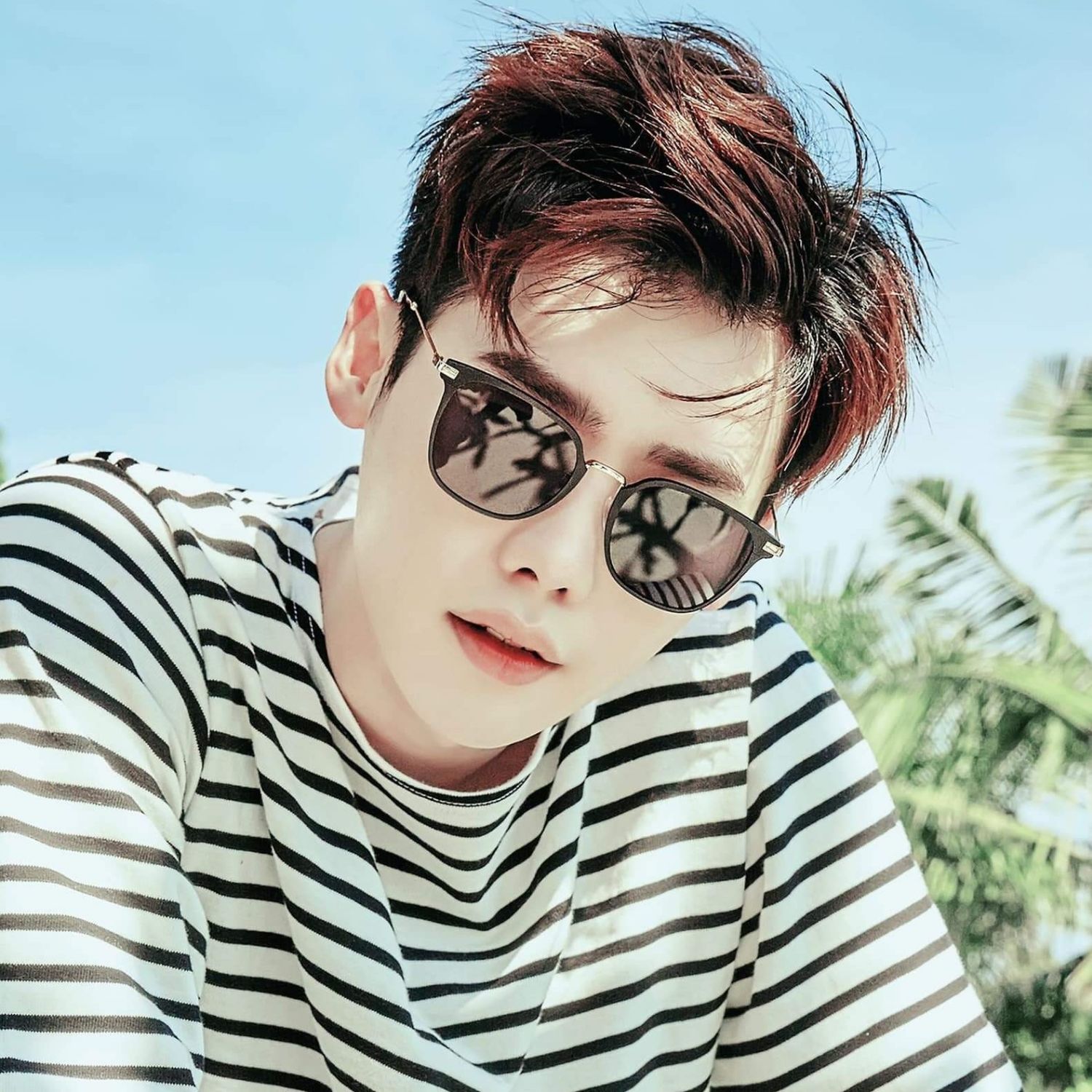 Behind-the-scenes cut of Lee Jongsuk