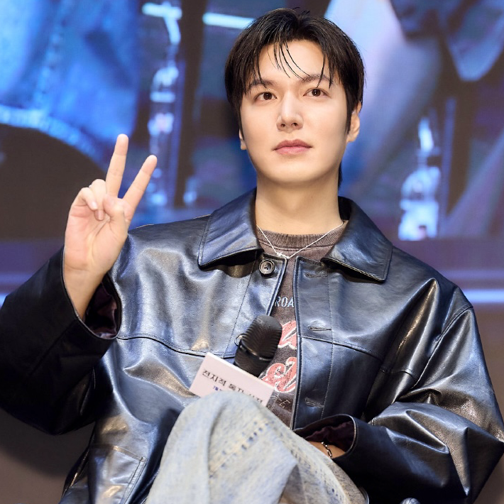 Recent activity shot of Lee Minho