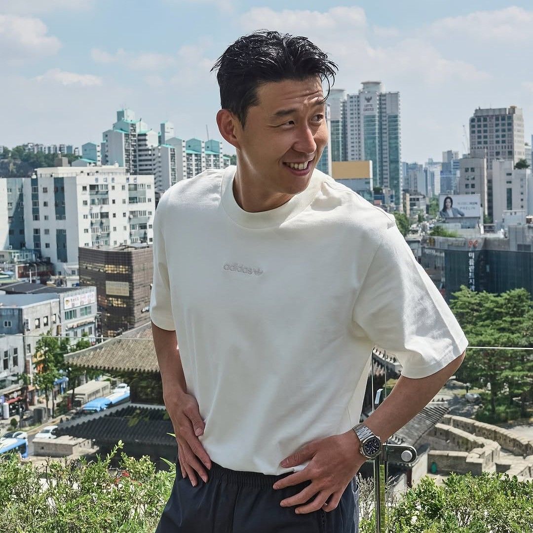 손흥민 최근 활동샷