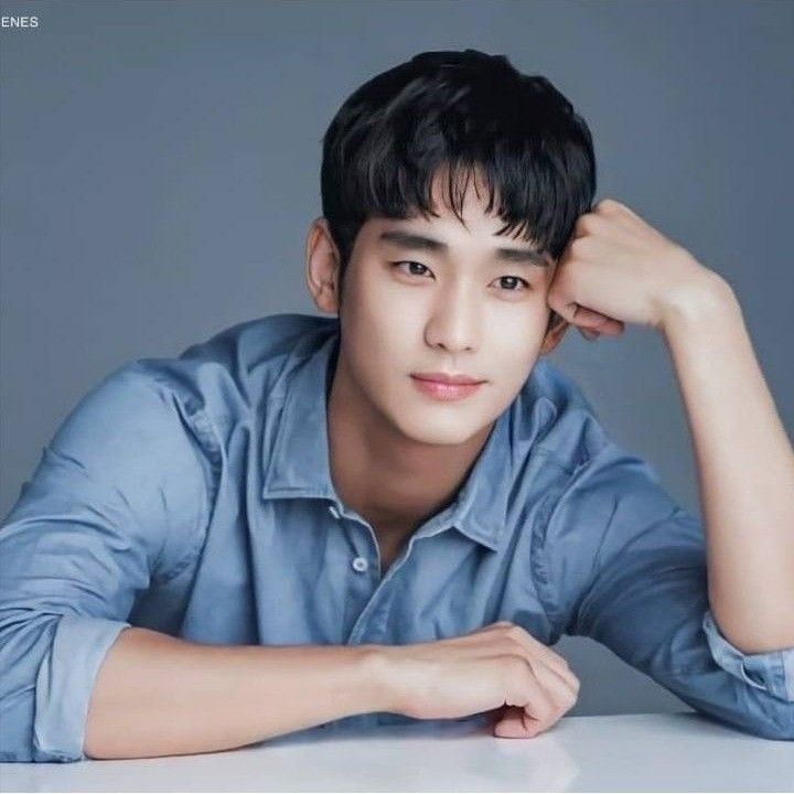 Behind-the-scenes cut of Kim Soohyun