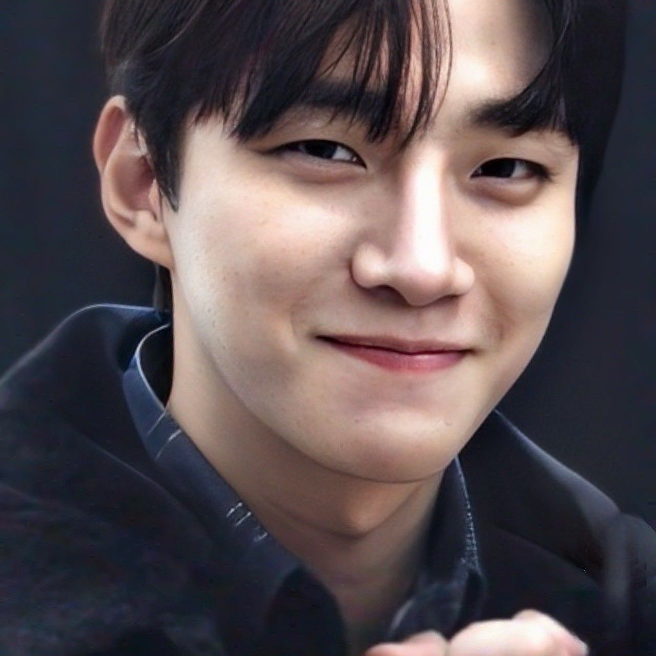 Behind-the-scenes cut of Lee Junho