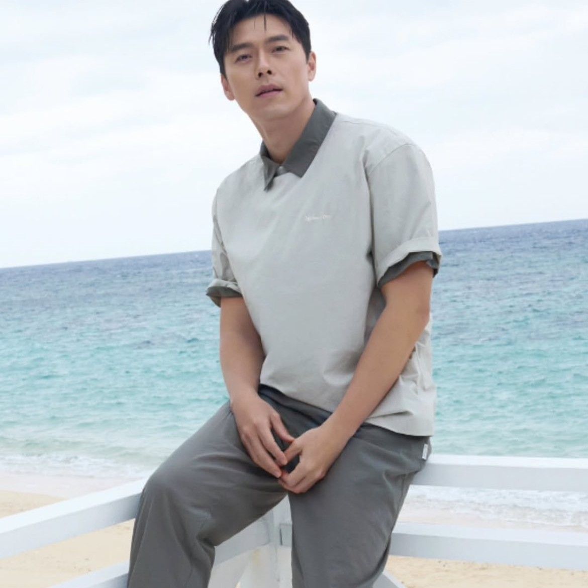 A moment captured by a fan of Hyun Bin