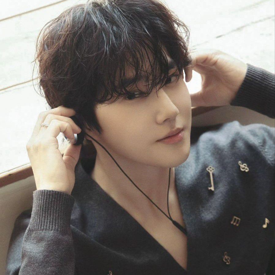 Cuplikan di balik layar dari Suho