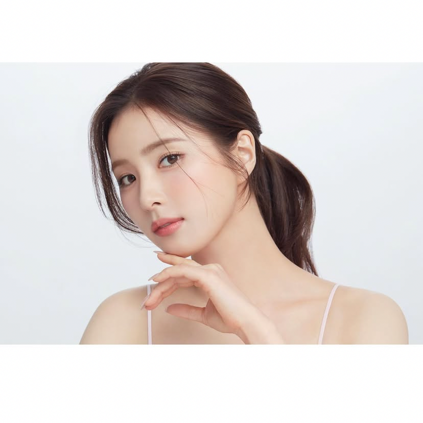 Behind-the-scenes cut of Shin Sekyung