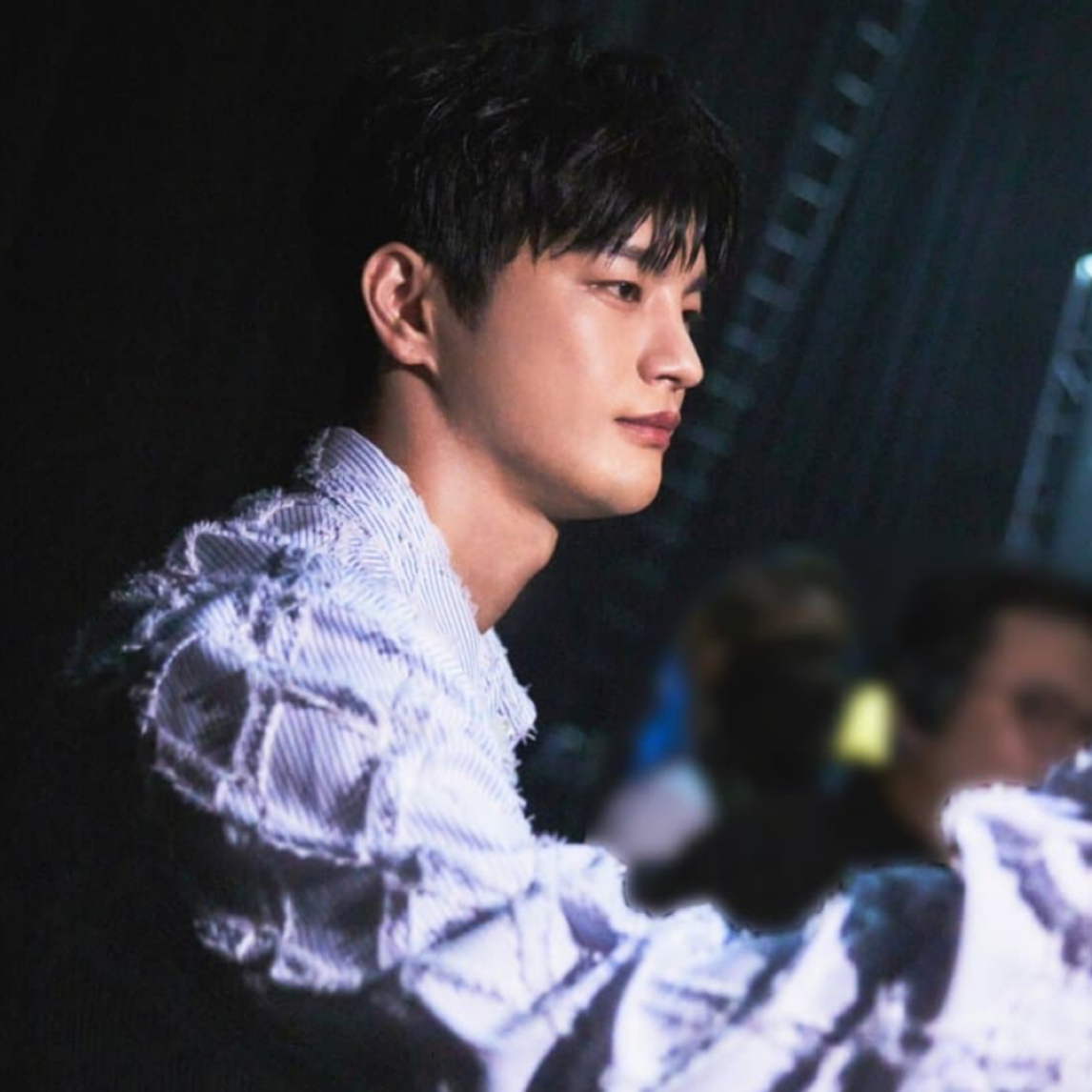 ソ・イングクの最近の活動ショット