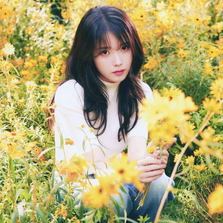Latest photo of IU