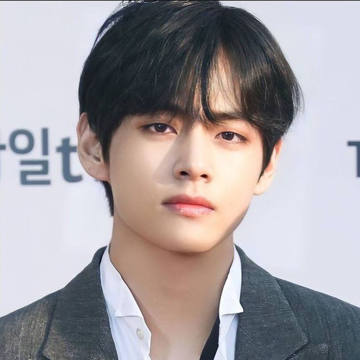 Latest photo of Kim Taehyung (V)