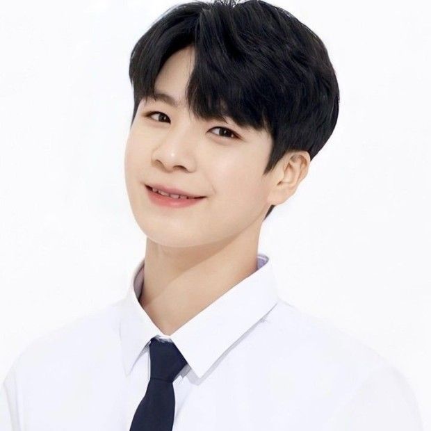 Latest photo of Jeong Dongwon