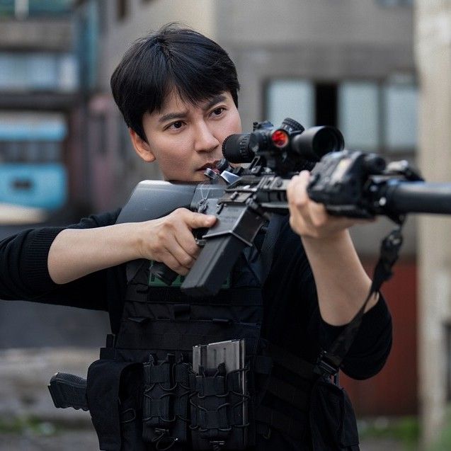 Latest photo of Kim Namgil