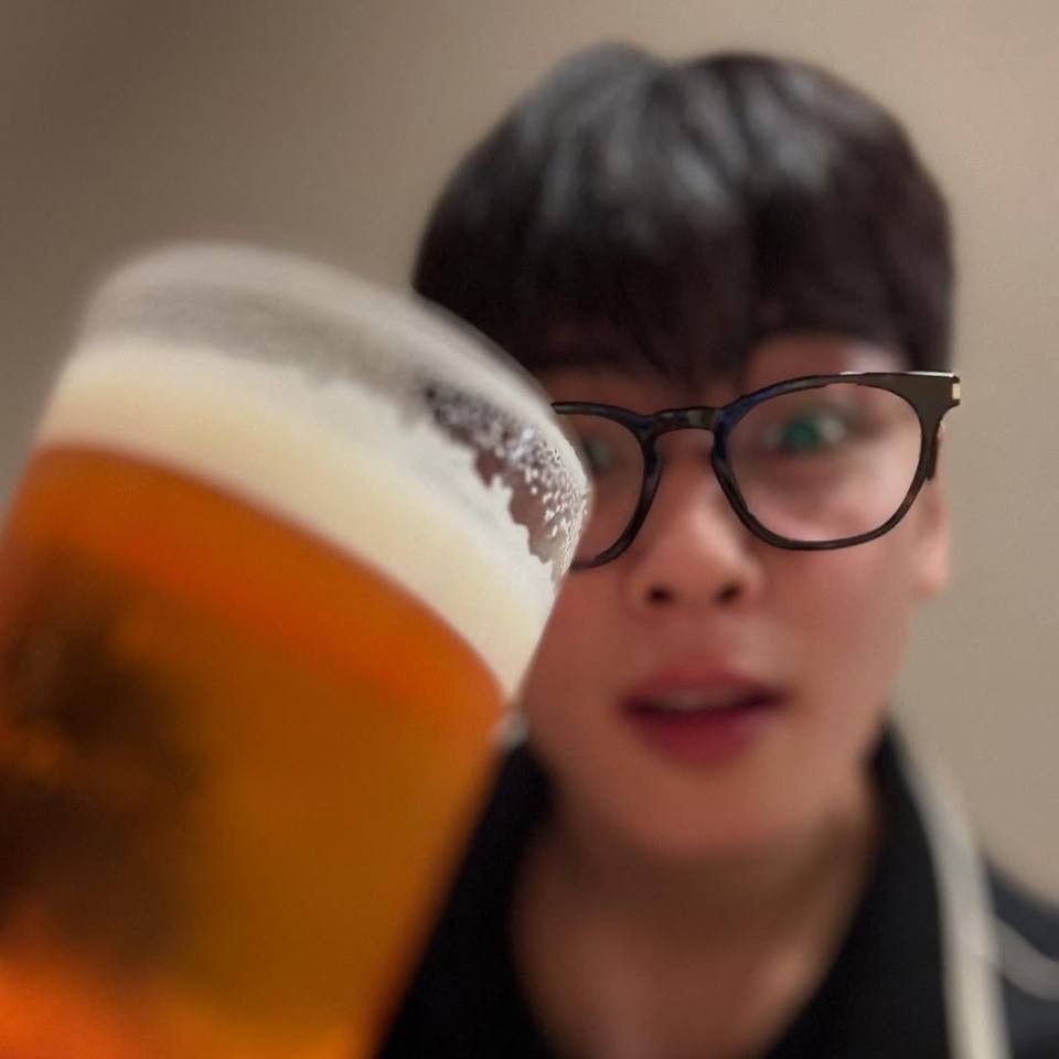 Latest photo of Cha Eunwoo