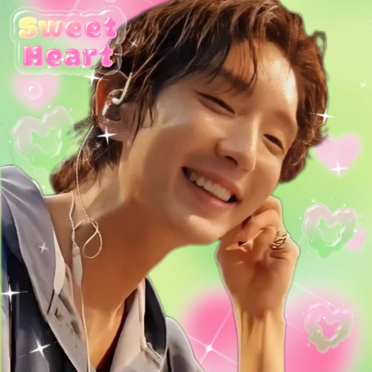 A moment captured by a fan of Lee Joongi