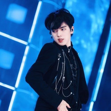 A moment captured by a fan of Cha Junhwan