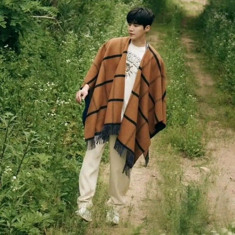 Foto kegiatan terbaru dari Kim Seonho