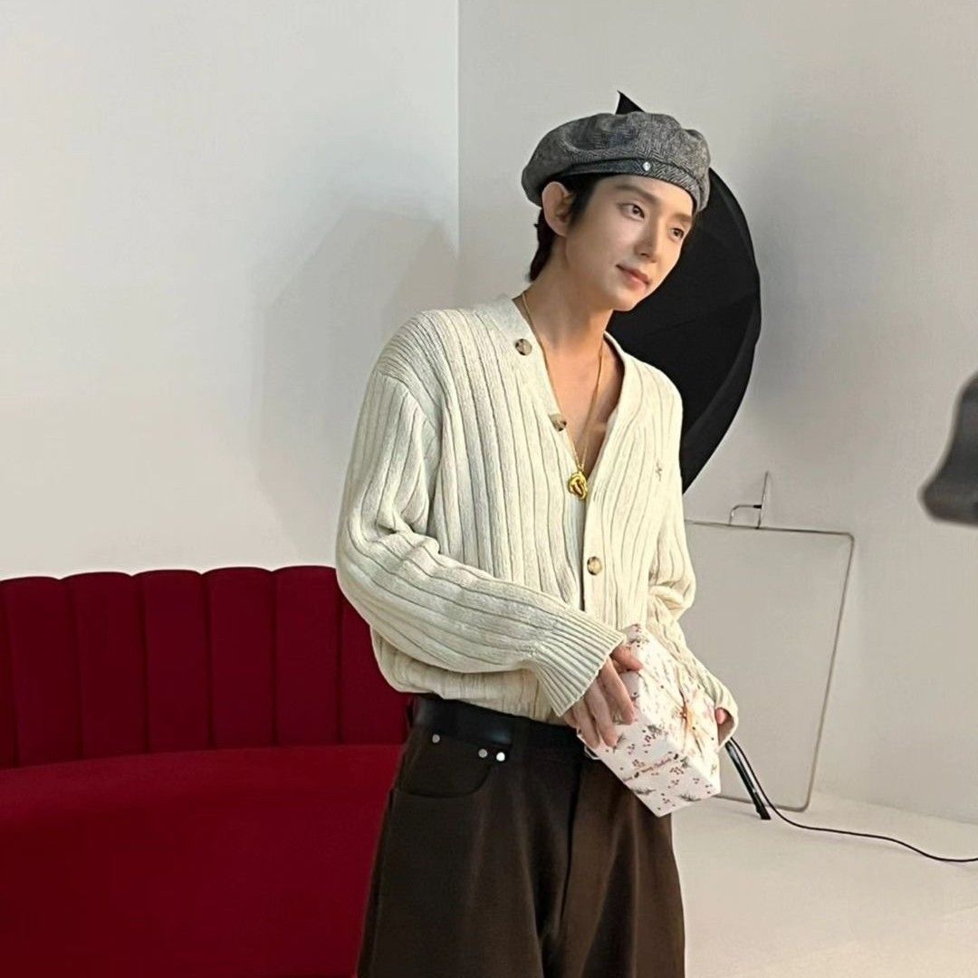 Recent activity shot of Lee Joongi