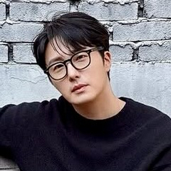 Recent activity shot of Jung Ilwoo