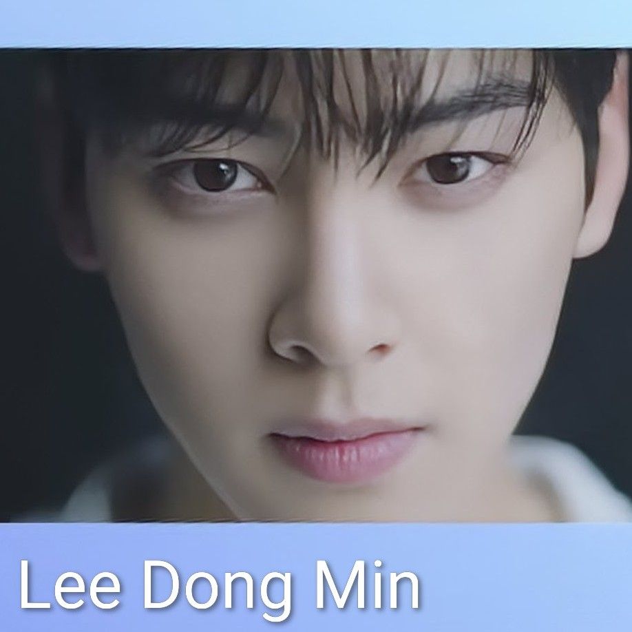 Foto kegiatan terbaru dari Cha Eunwoo