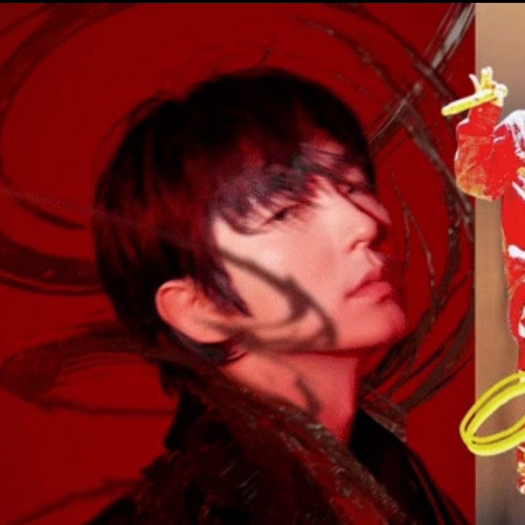 Recent activity shot of Lee Joongi