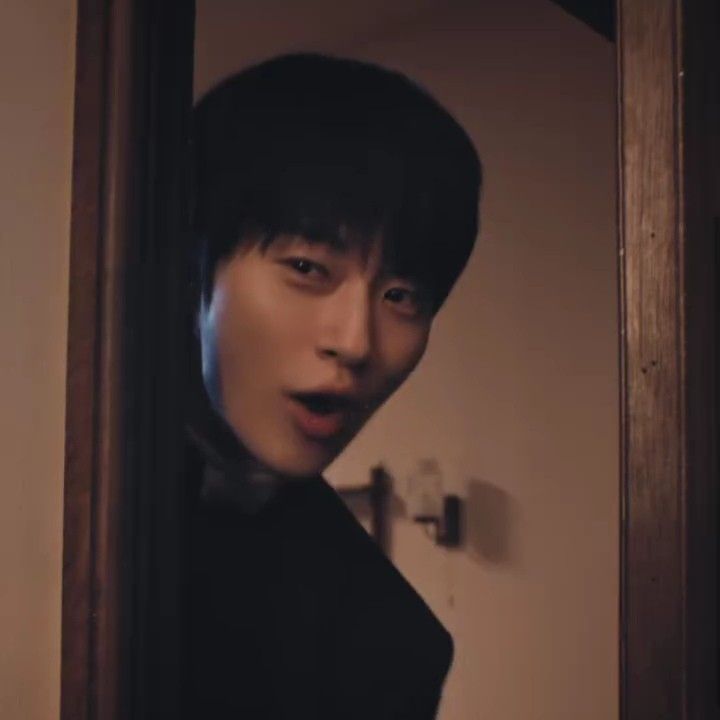 A moment captured by a fan of Byeon Wooseok