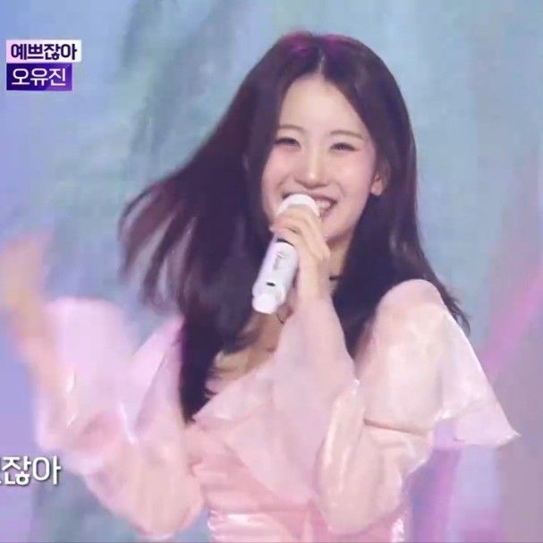 Behind-the-scenes cut of Oh Yujin