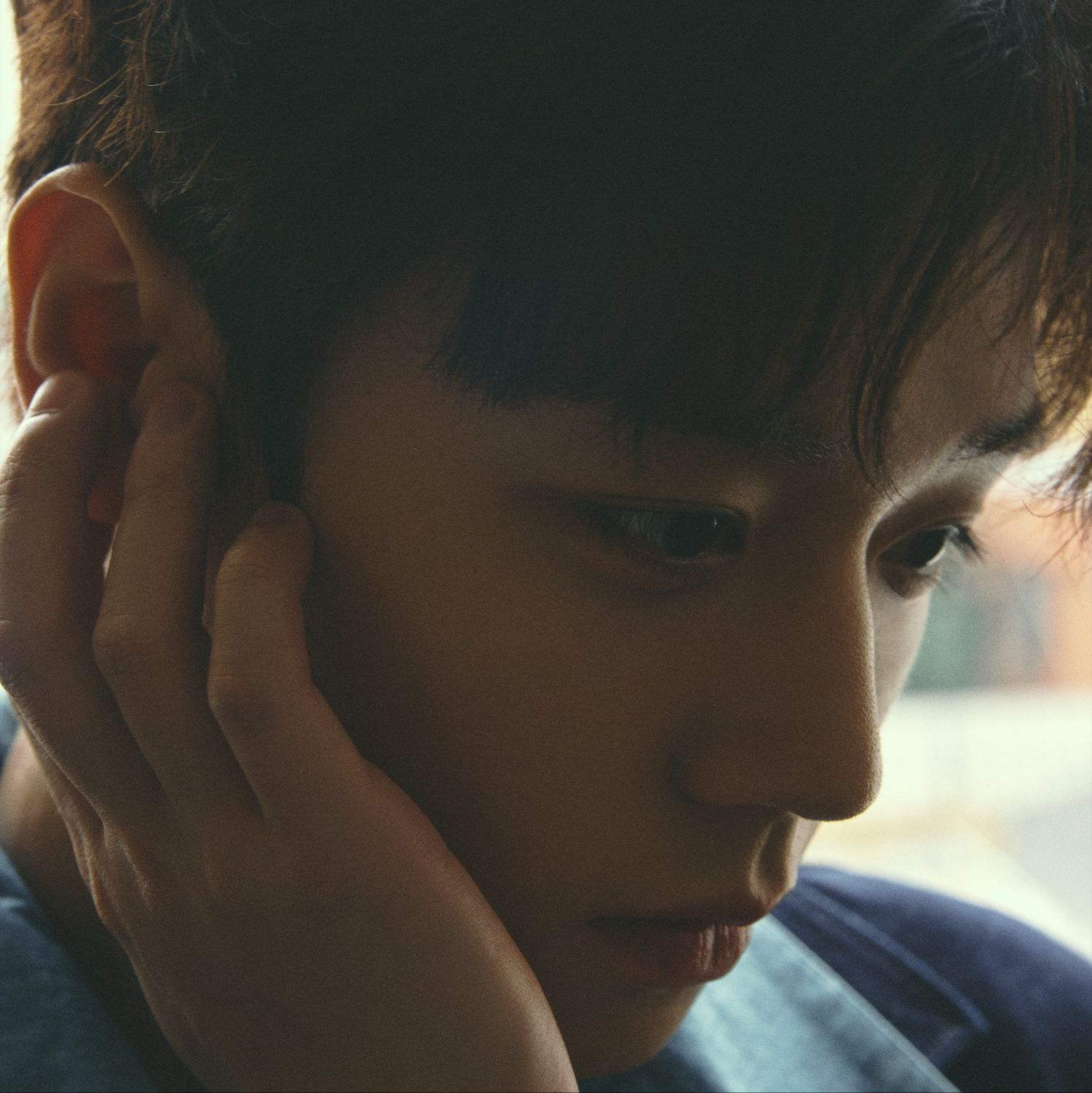 A moment captured by a fan of Park Jihoon