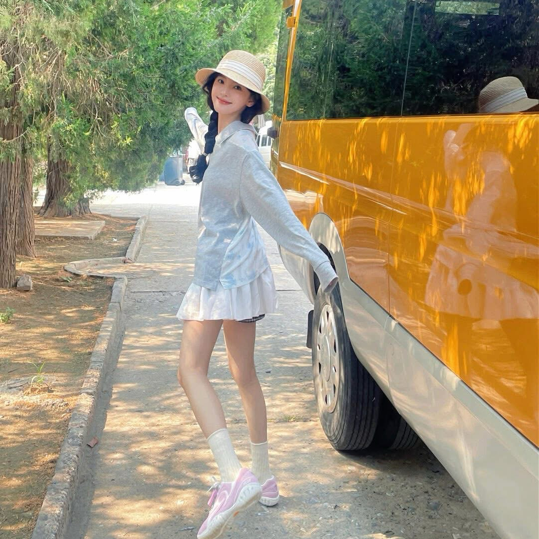 A moment captured by a fan of Zhang Ruonan