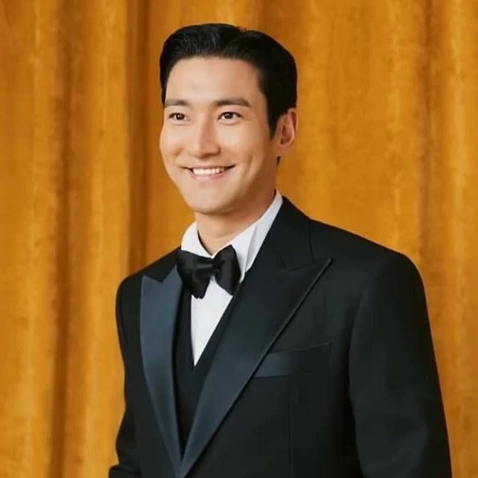 Latest photo of Choi Siwon