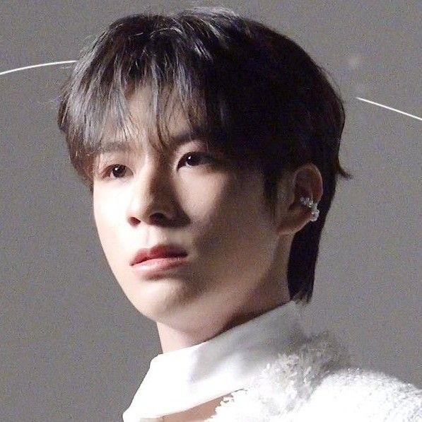 Recent activity shot of Jeong Dongwon