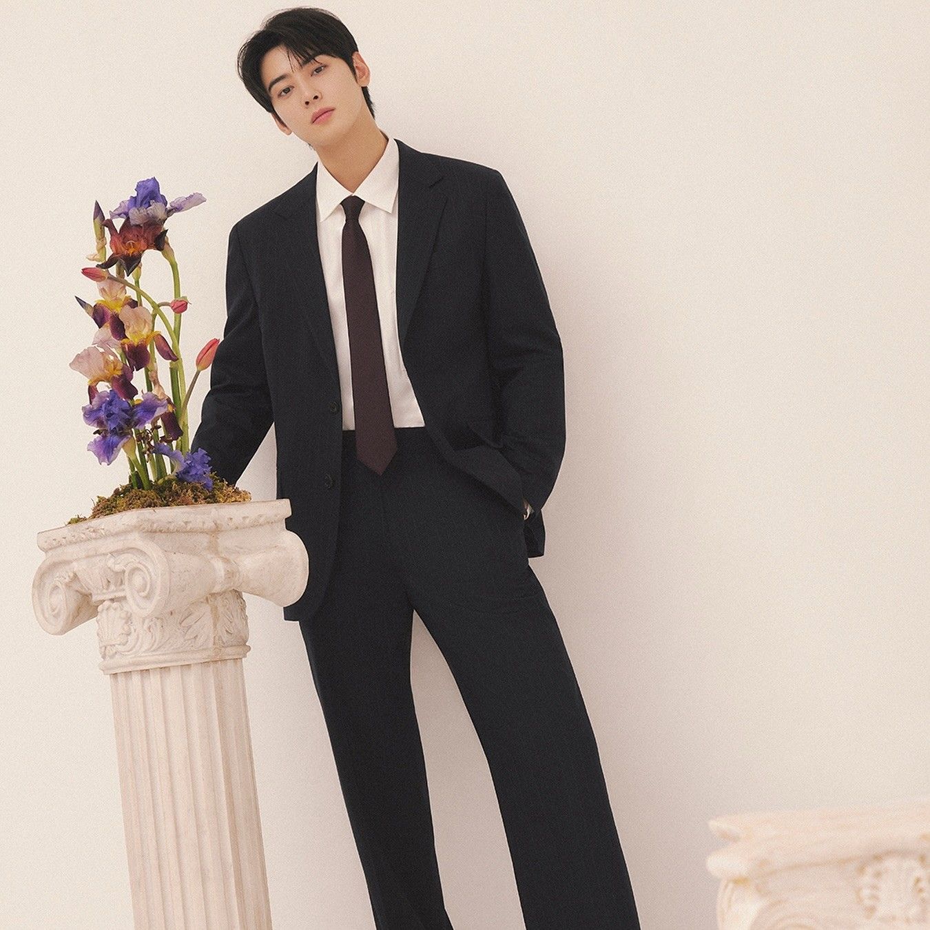 Latest photo of Cha Eunwoo