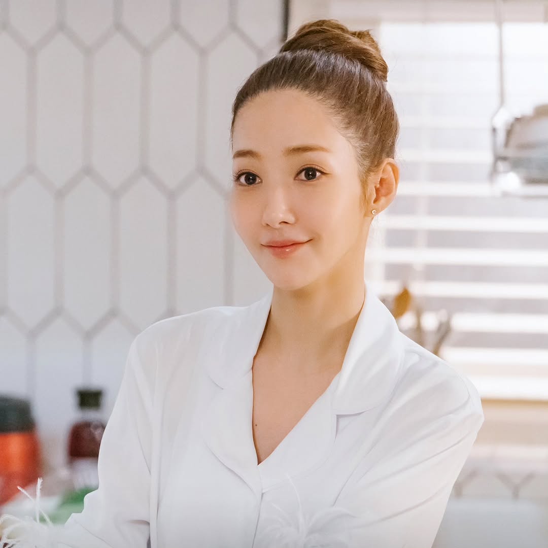 박민영의 비하인드 컷