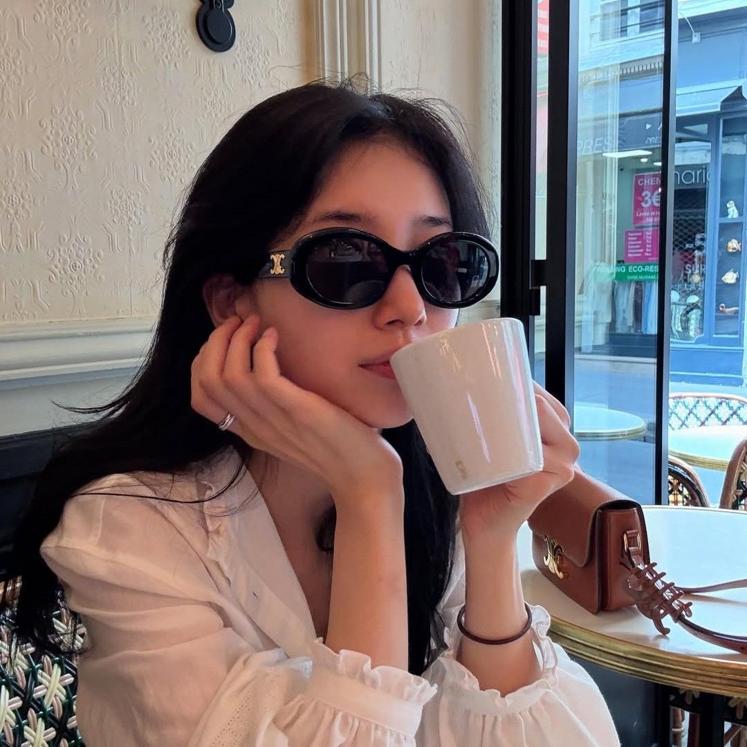 Behind-the-scenes cut of Bae Suzy