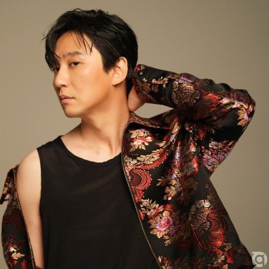 Behind-the-scenes cut of Kim Namgil