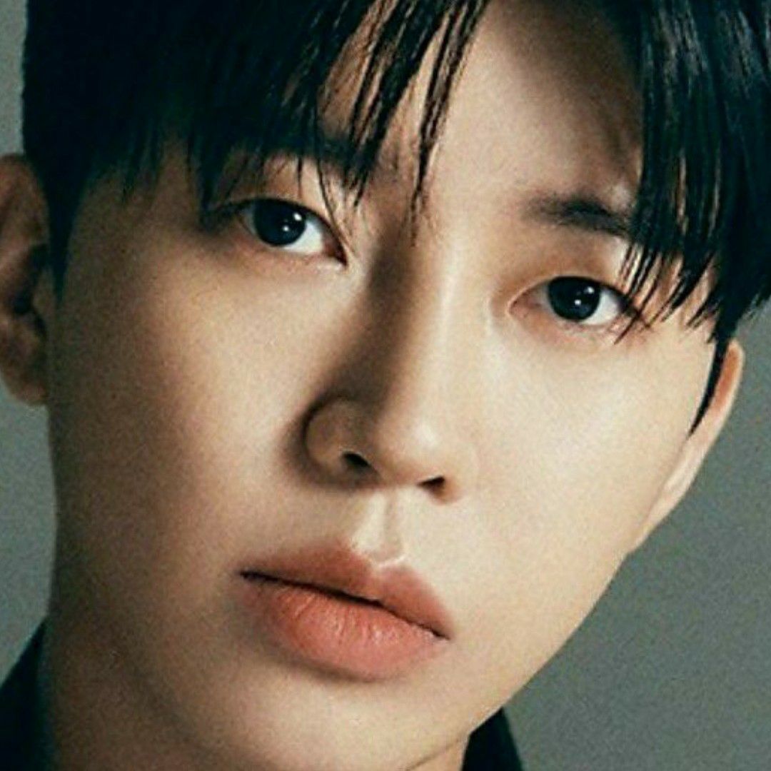 Recent activity shot of Lim Youngwoong