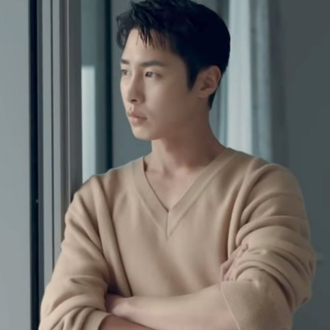 Recent activity shot of Lee Jaewook